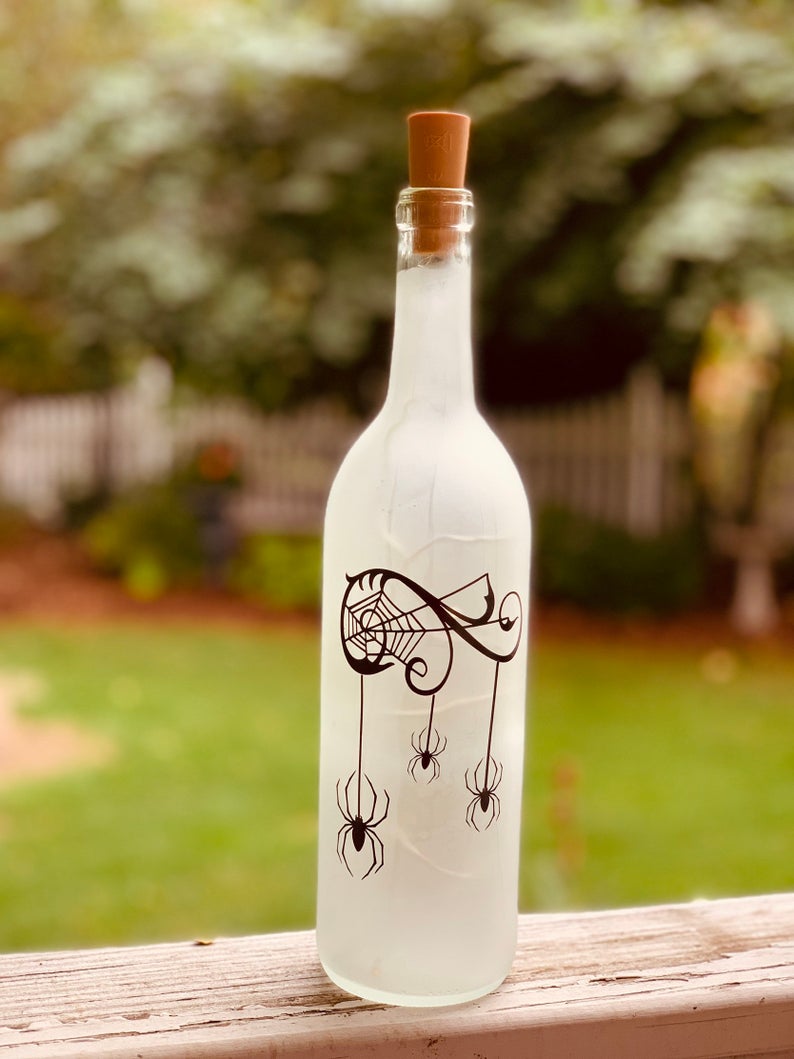 "Webster" Spider Wine Bottle w/o Lights